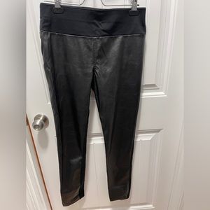 How cute are these leggings!Half leather-like on the front/spandex on the back!